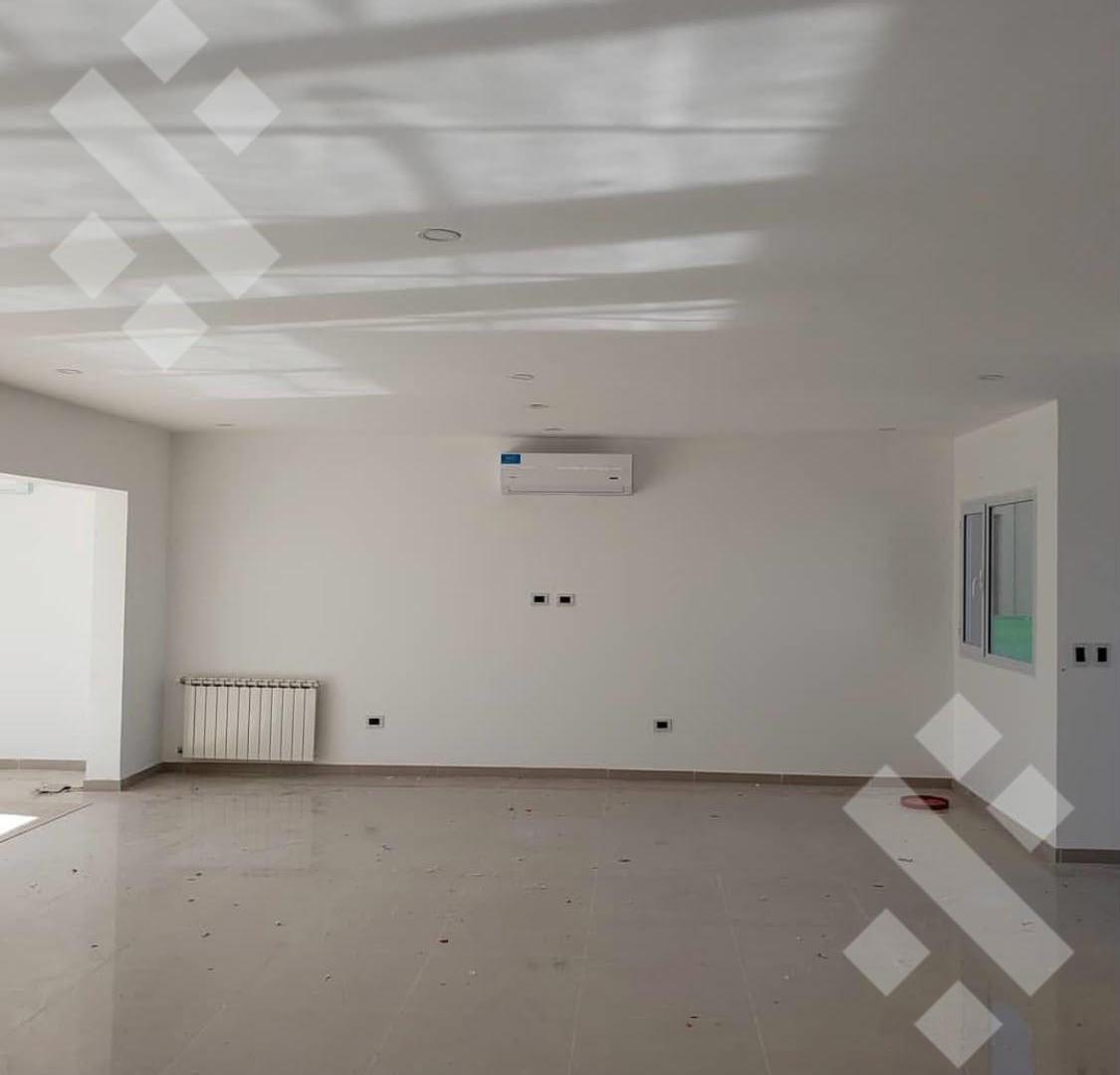 Foto de En Alquiler | Casa de Nivel Gerencial | 3 Dormitorios | Barrio Sauces, imagen 1