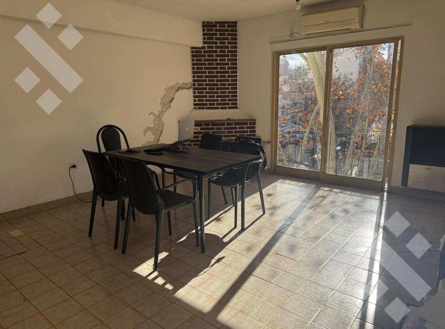 Foto de VENTA- DEPTO- 2 DORM- CENTRO NEUQUEN CAPITAL, imagen 4
