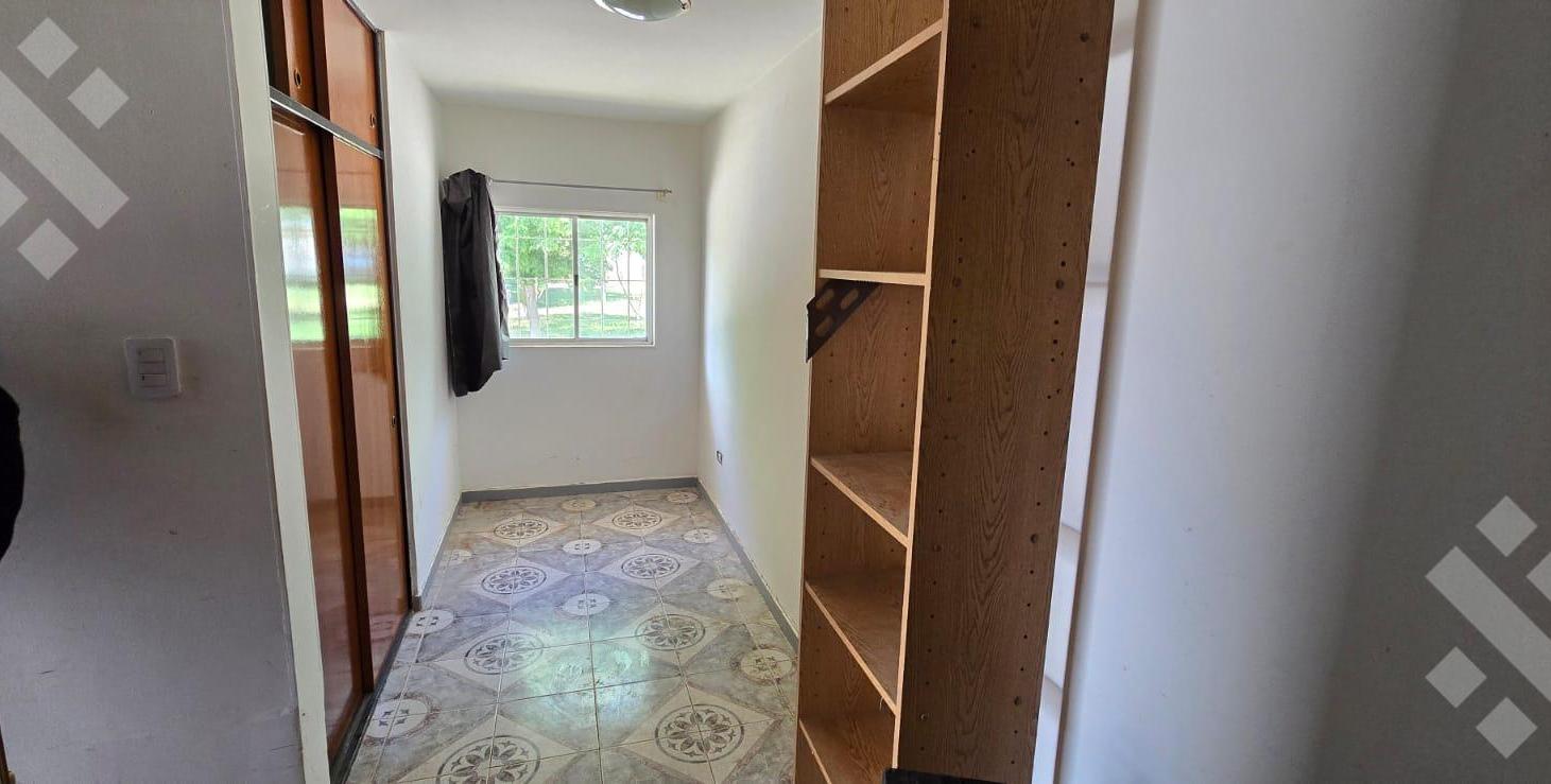 Foto de En Venta | Casa de 2 Dormitorios Depto de 2 Dormitorios | Barrio 160, imagen 5