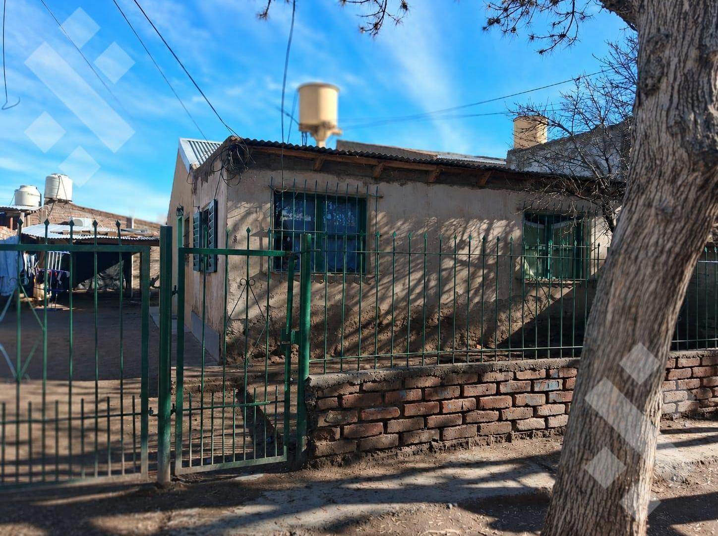 Foto de En Venta | Casa Duplex Depto | Barrio 50 Viviendas | El Chañar, imagen 1