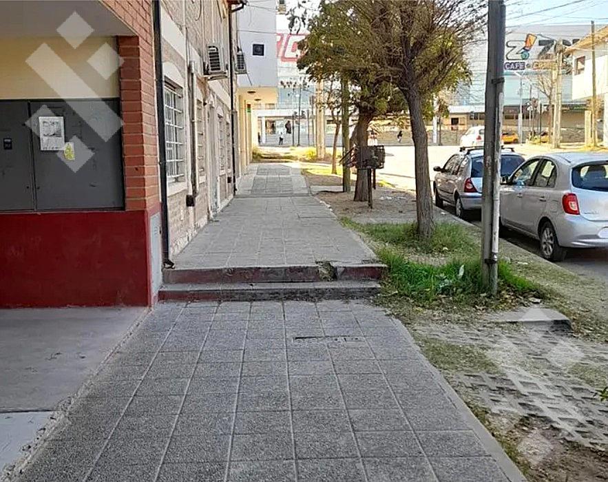 Foto de VENTA DE COCHERA DESCUBIERTA - LA RIOJA 1100, imagen 5