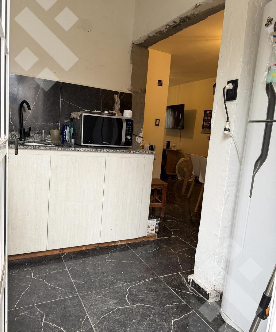 Foto de VENTA DUPLEX 4 DORMITORIOS, BARRIO VILLARINO, CIPOLLETTI, imagen 5