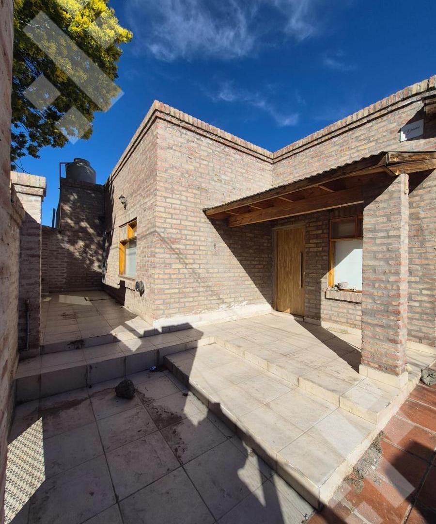 Foto de En Venta | Casa de 3 Dormitorios | Barrio La Herradura | Plottier, imagen 1
