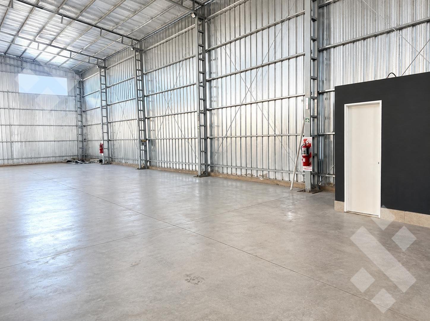 Foto de Galpón de 350m2 en ALQUILER Parque Industrial Cipolletti, imagen 5