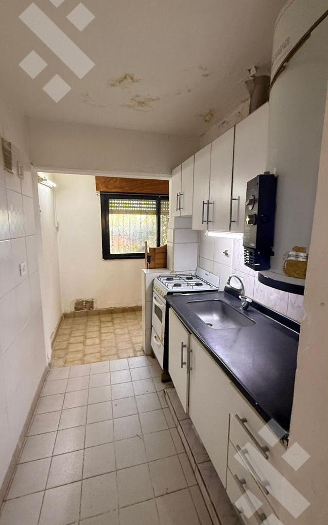 Foto de En Venta | Departamento de 2 Dormitorios | Avenida Belgrano 437 | Cinco, imagen 3