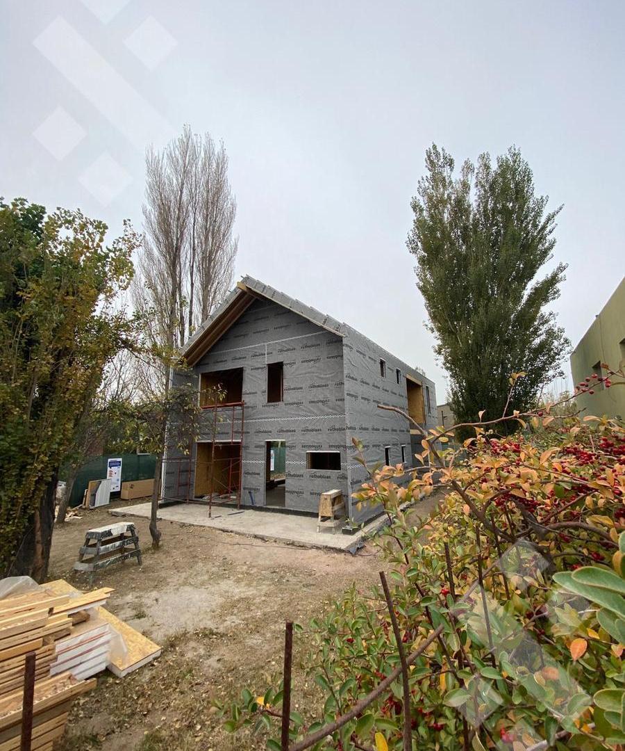 Foto de Venta Casa a terminar - Bº Villa Muluen - Plottier - Neuquén, imagen 2