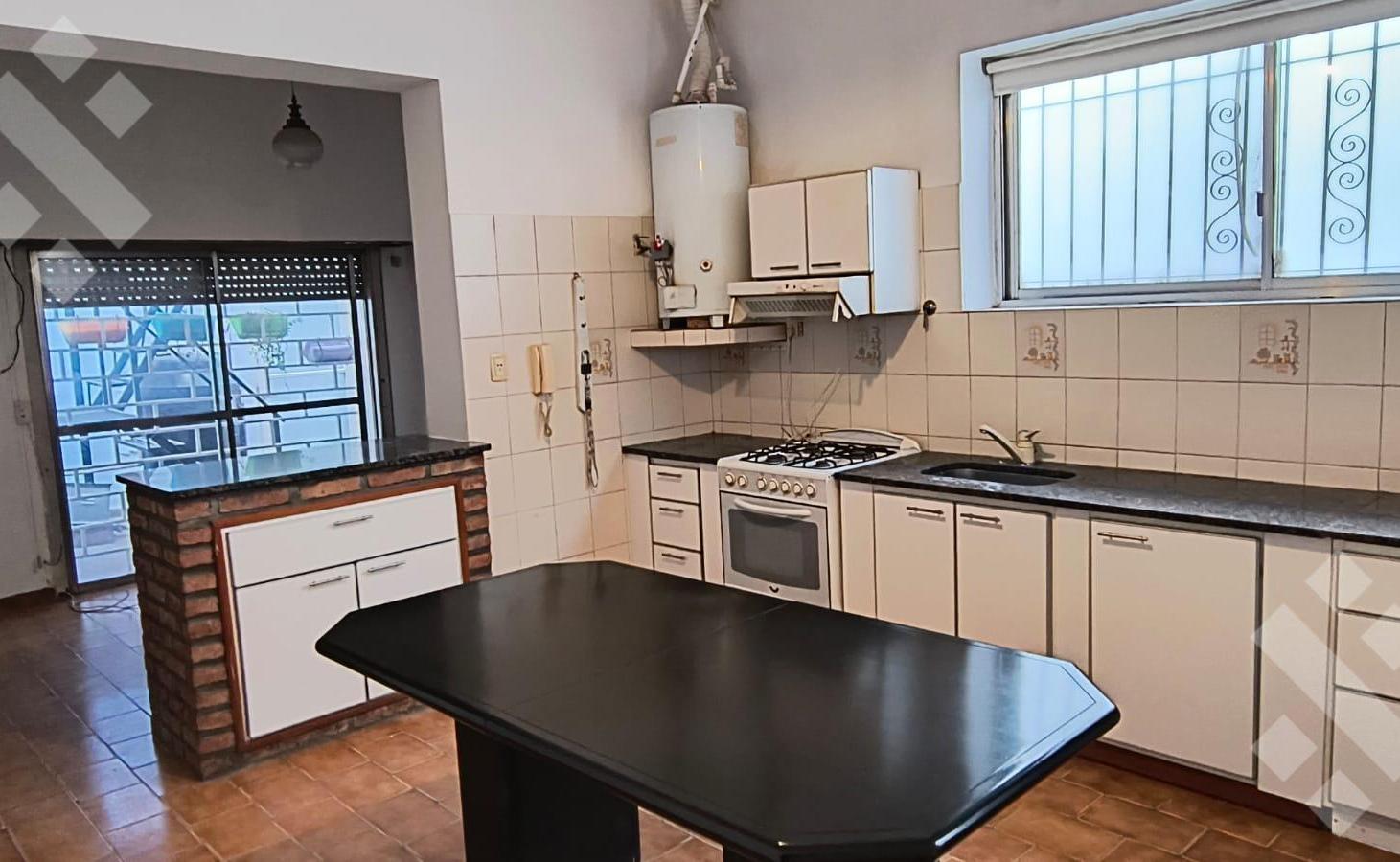 Foto de ALQUILER CASA 3 DORMITORIOS EN CIPOLLETTI, imagen 1