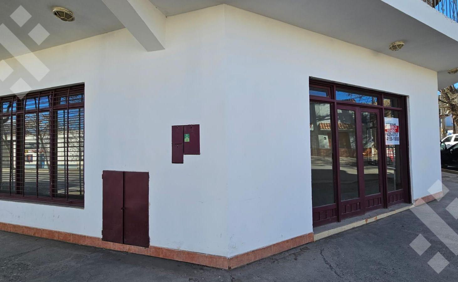 Foto de Alquiler - Local Comercial y Departamento / Chos Malal, imagen 4