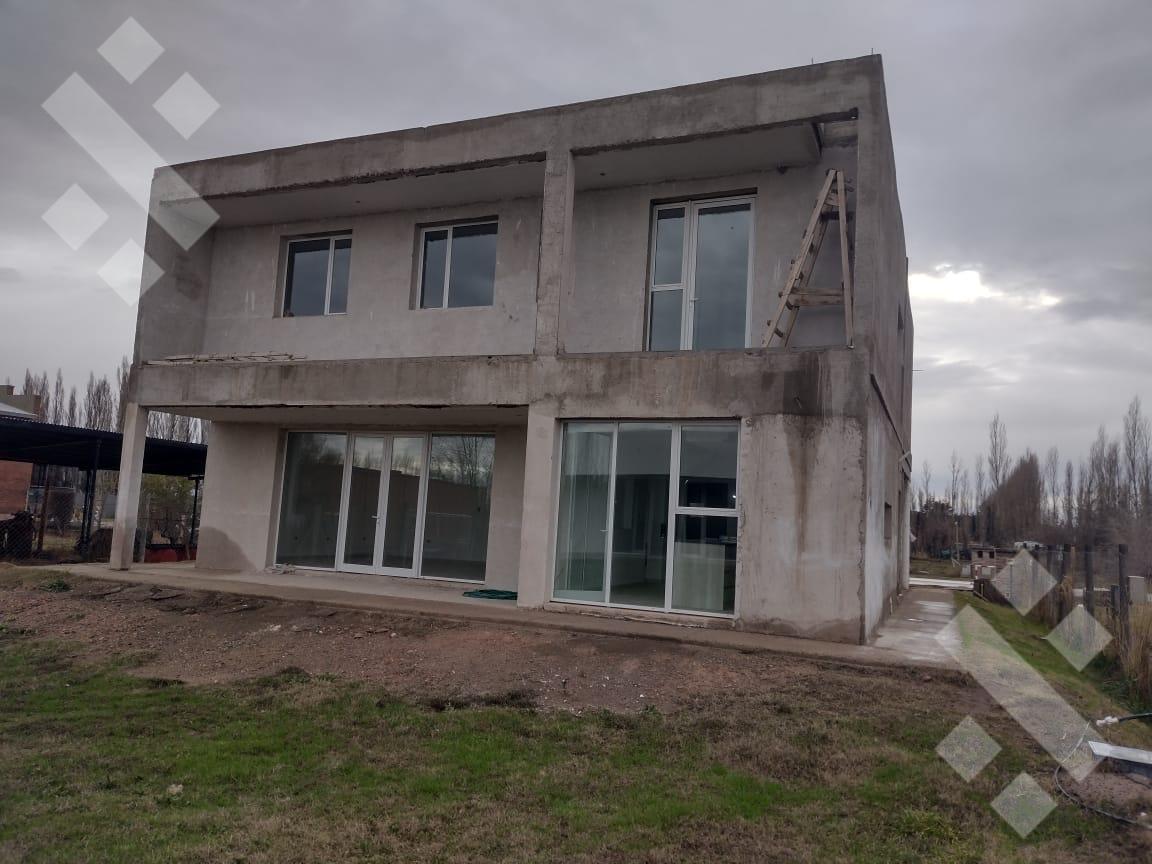Foto de VENTA Casa Barrio Los Cadenales - 5 domitorios, imagen 2
