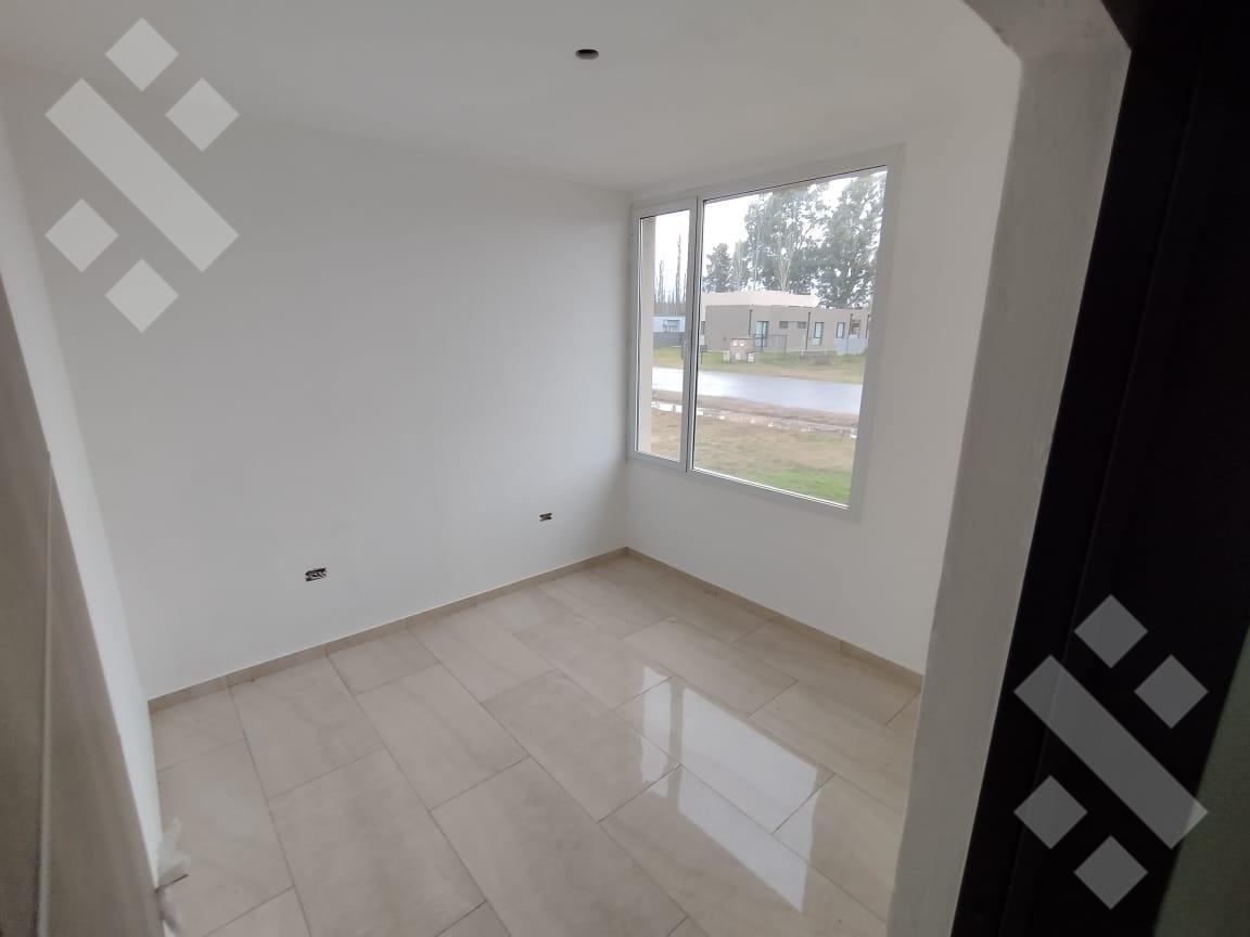 Foto de VENTA Casa Barrio Los Cadenales - 5 domitorios, imagen 5