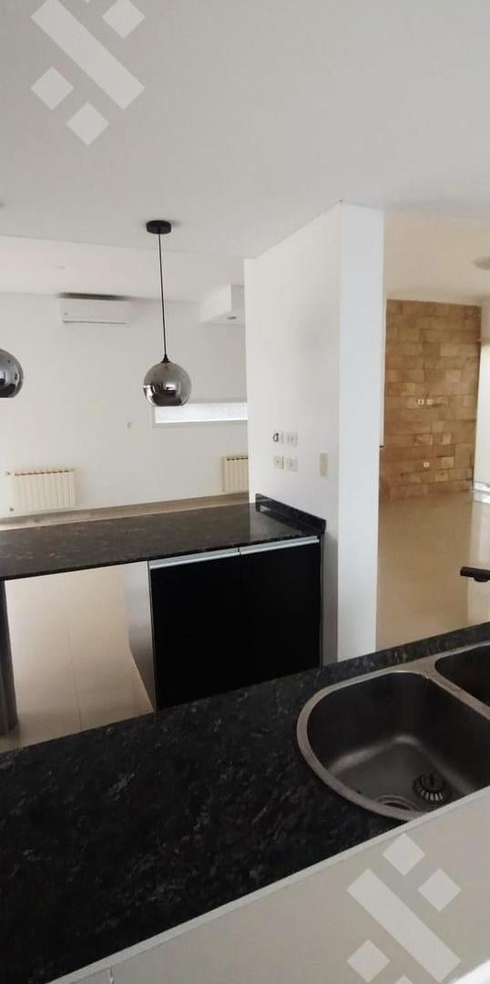 Foto de Venta Casa 4 dormi Pileta - Bº La Zagala - Neuquén Capital, imagen 5