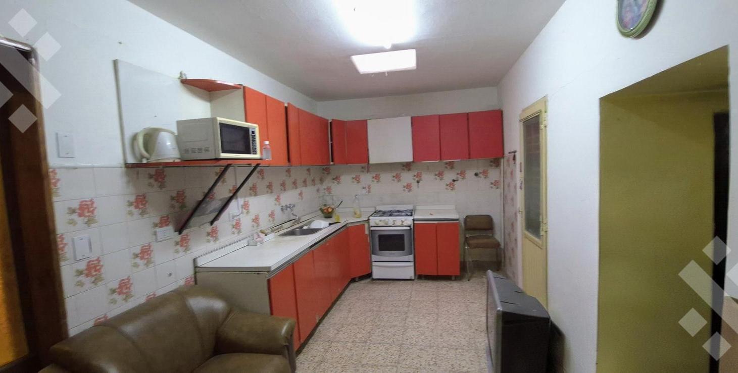 Foto de CASA EN VENTA 3 DORM CON LOCAL | Tucumán 400 – B° Santa Rosa |, imagen 5