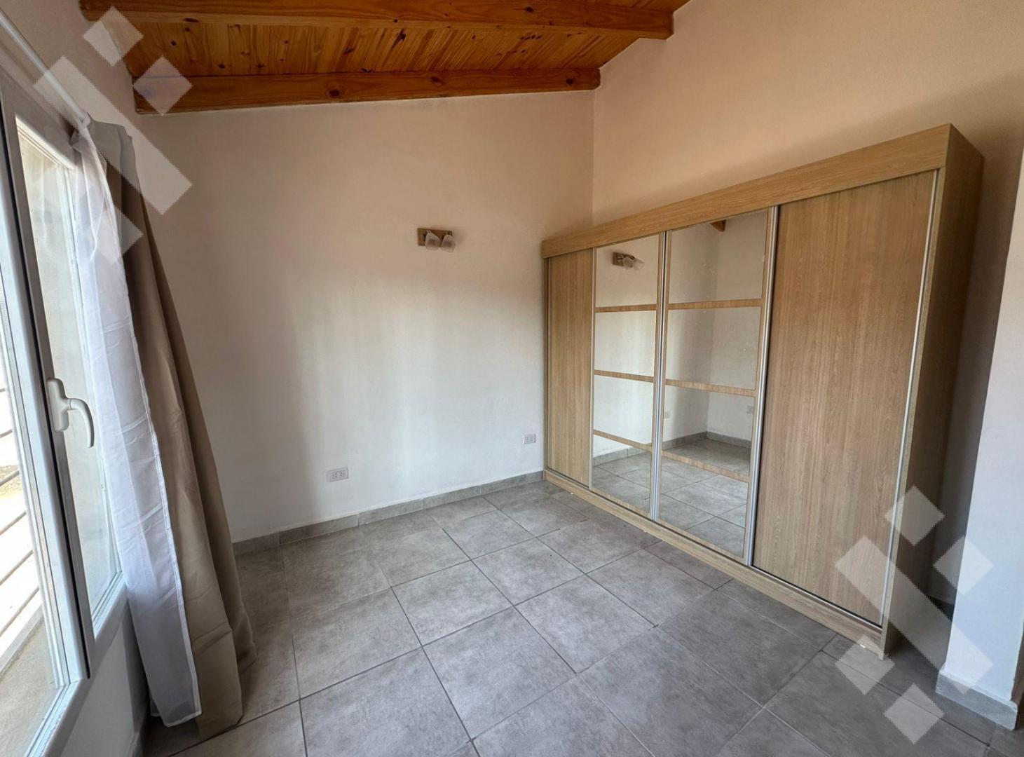Foto de En Alquiler | Casa de 2 Dormitorios | B° Venezia | Plottier, imagen 5