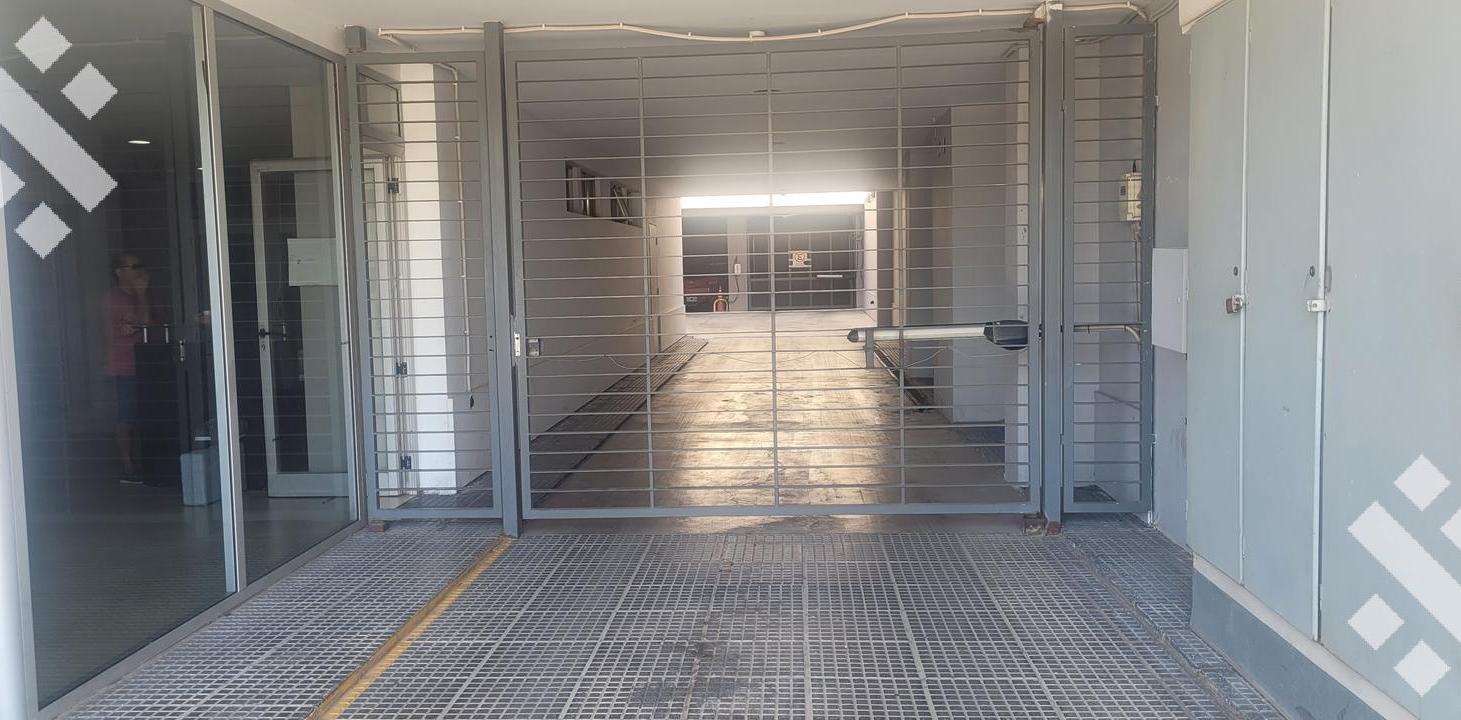 Foto de Alquiler Oficina con cochera - Leloir 451 - Neuquén Capital, imagen 1