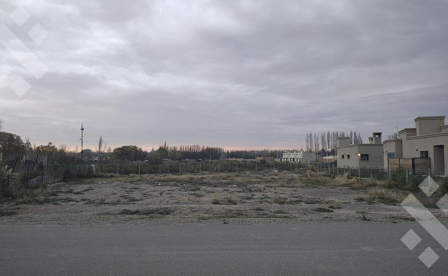 Foto de VENTA lote en barrio privado Costa Nogal, Neuquén, imagen 3