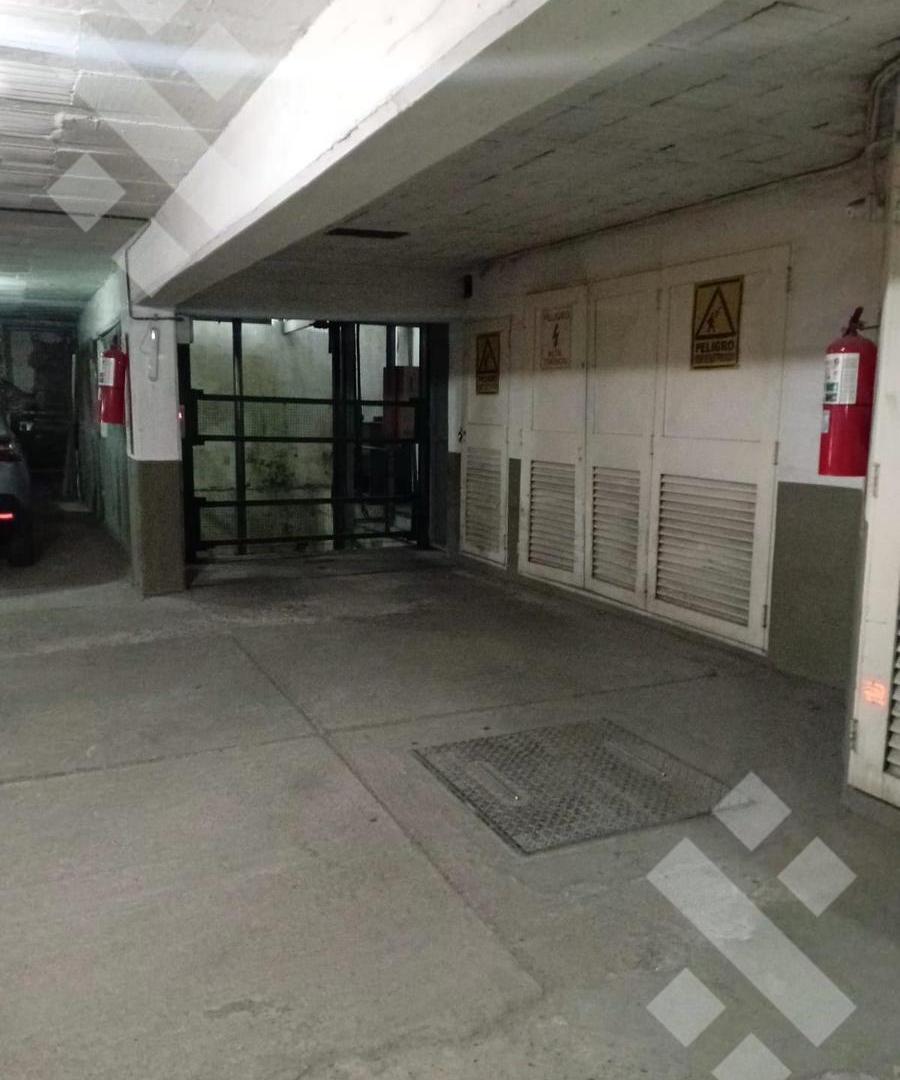 Foto de Venta Cochera Centro Neuquén, imagen 2
