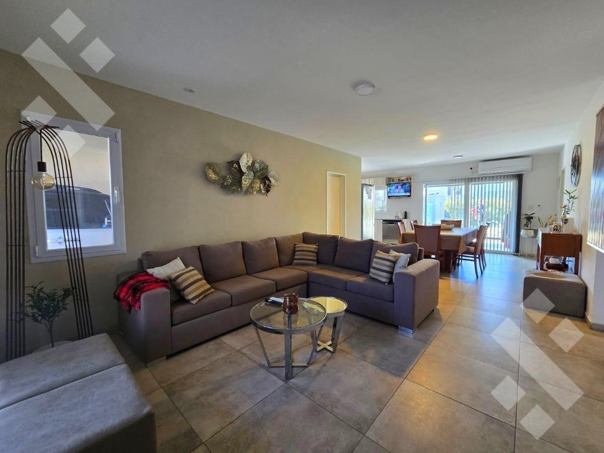 Foto de En Venta | Casa de 2 Dormitorios con Pileta | Finca Costa Serena |, imagen 4