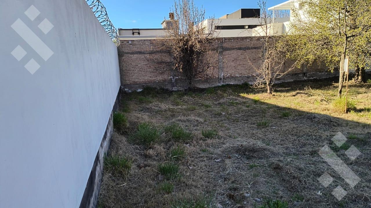 Foto de VENTA TERRENO DE 442 M2 EN PLOTTIER, imagen 4