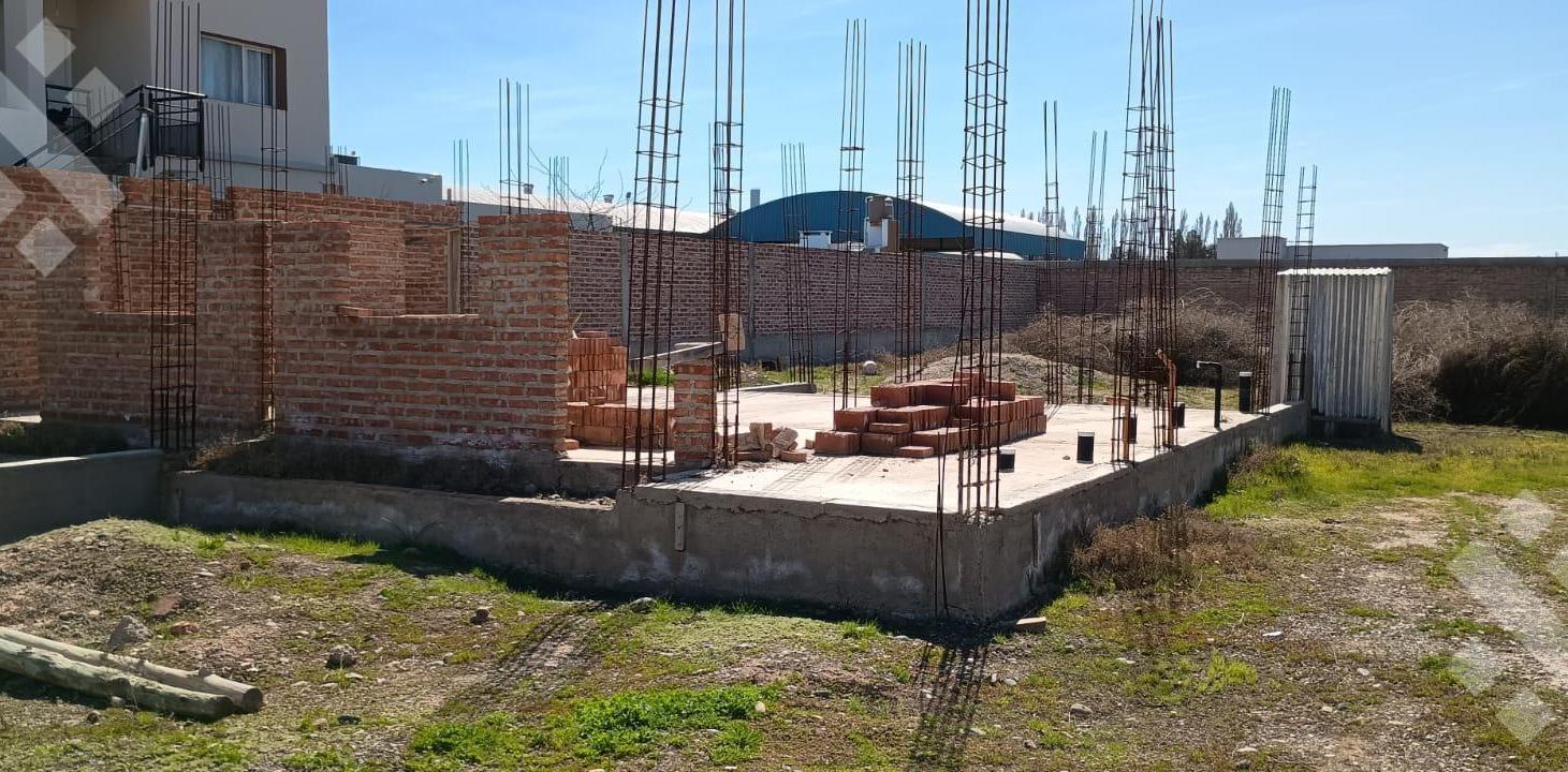Foto de En Venta | Lote con Avance de Obra | El Floreal | Plottier, imagen 4