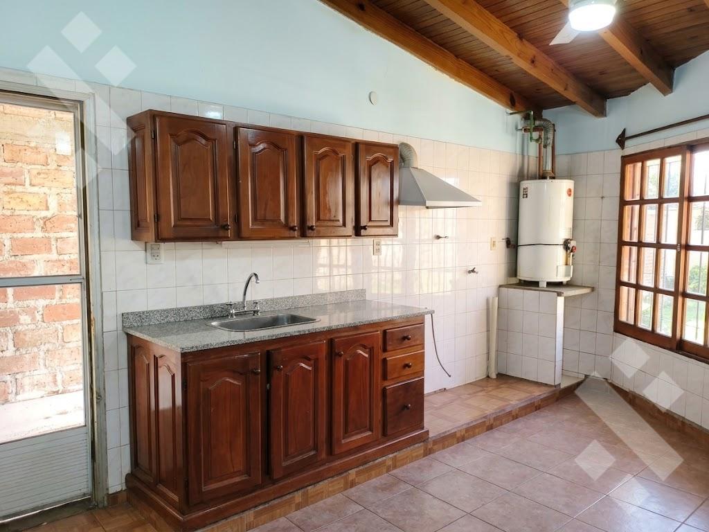 Foto de En Venta | Casa de 3 Dormitorios | Barrio Los Aromos | Plottier, imagen 3