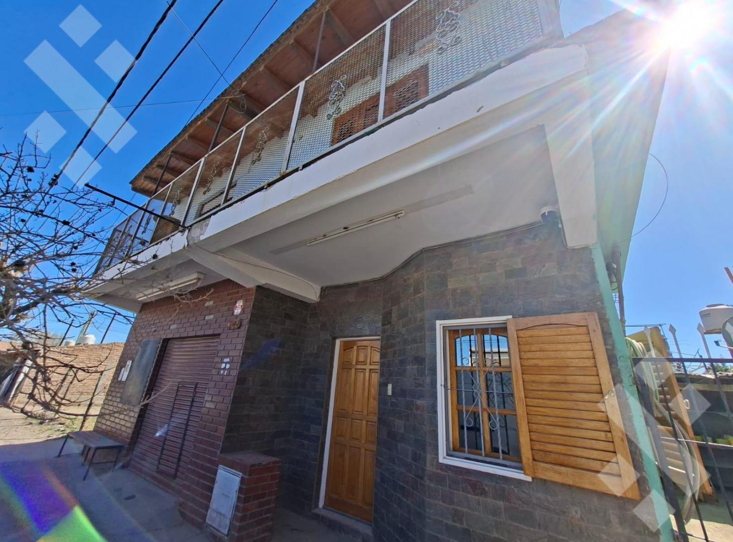 Foto de En Venta | Local Comercial Duplex | Barrio Don Antonio | Plottier, imagen 1