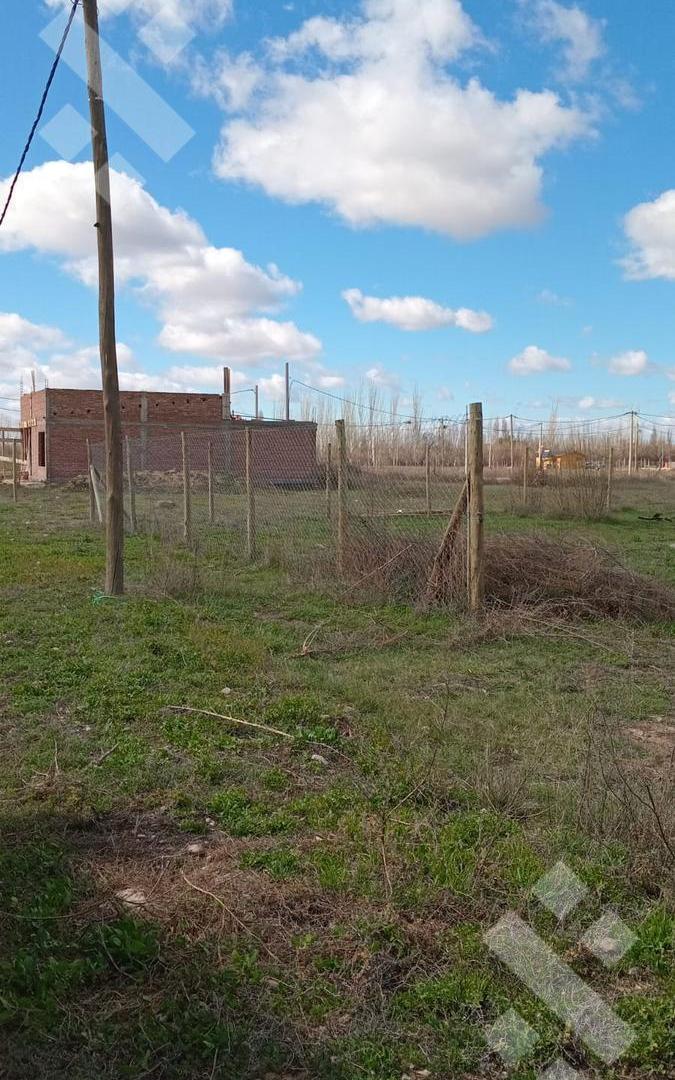 Foto de VENTA DE TERRENO BARRIO MARIA LUCINDA CIPOLLETTI, imagen 3