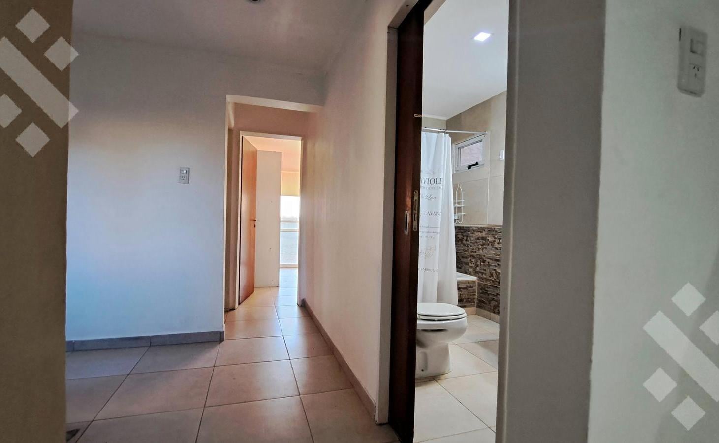 Foto de ALQUILER CASA 3 AMBIENTES CON COCHERA, EN PLAZA HUINCUL, NQN, imagen 5