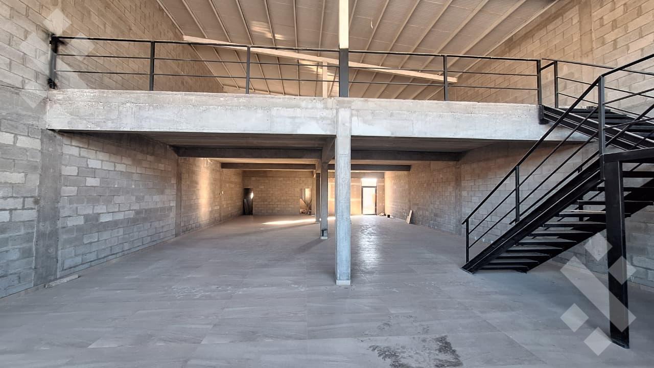 Foto de En Alquiler | Amplio Local Comercial | Avenida San Martin Plottier, imagen 1