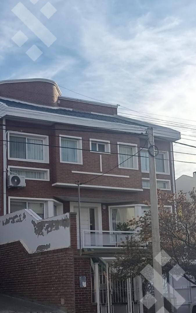 Foto de Venta Casa - Nivel Gerencial - calle Sargento Cabral al 600 - Neuquén, imagen 4