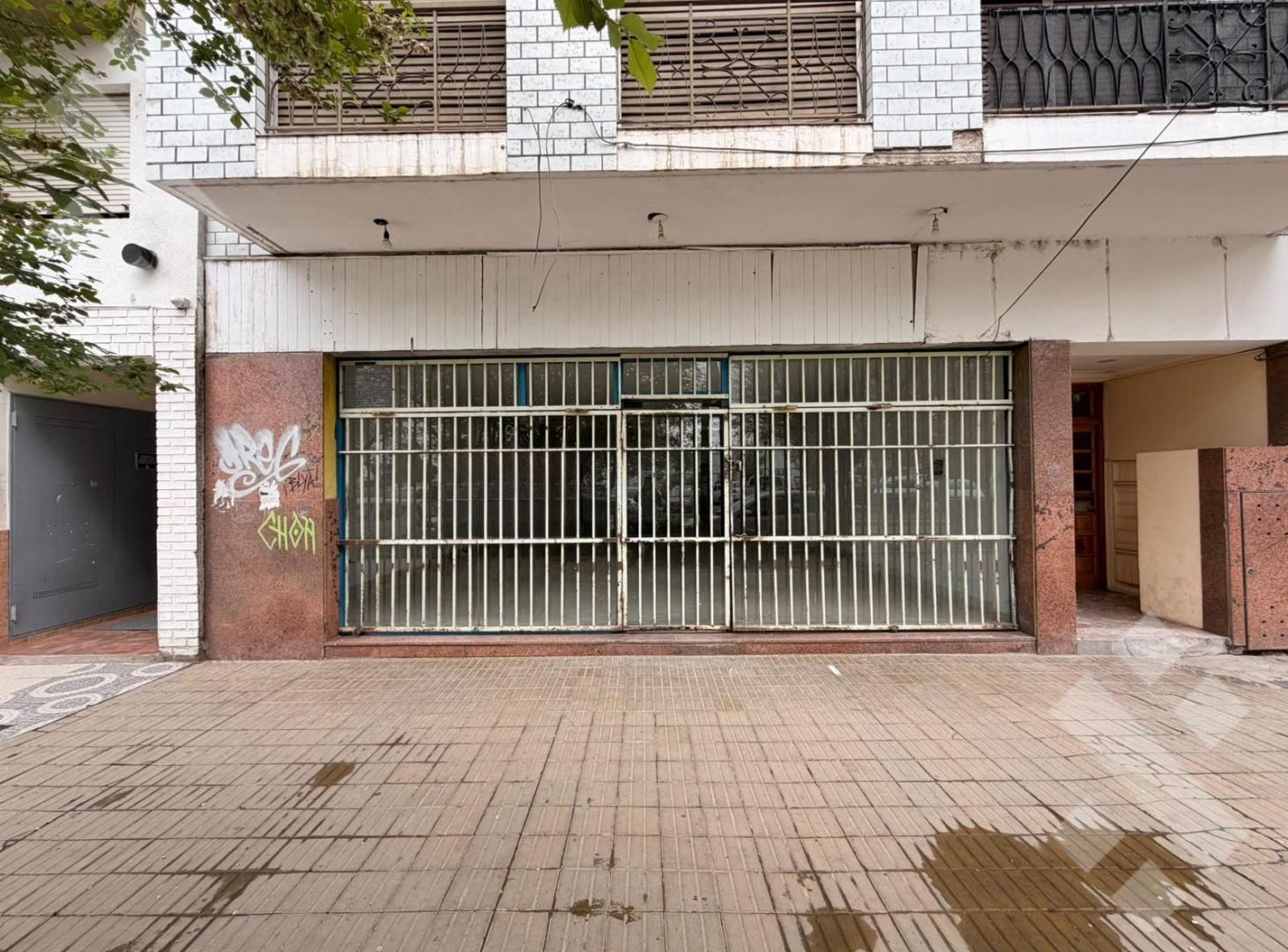 Foto de Alquiler Local Comercial - Av Olascoaga 500, imagen 3