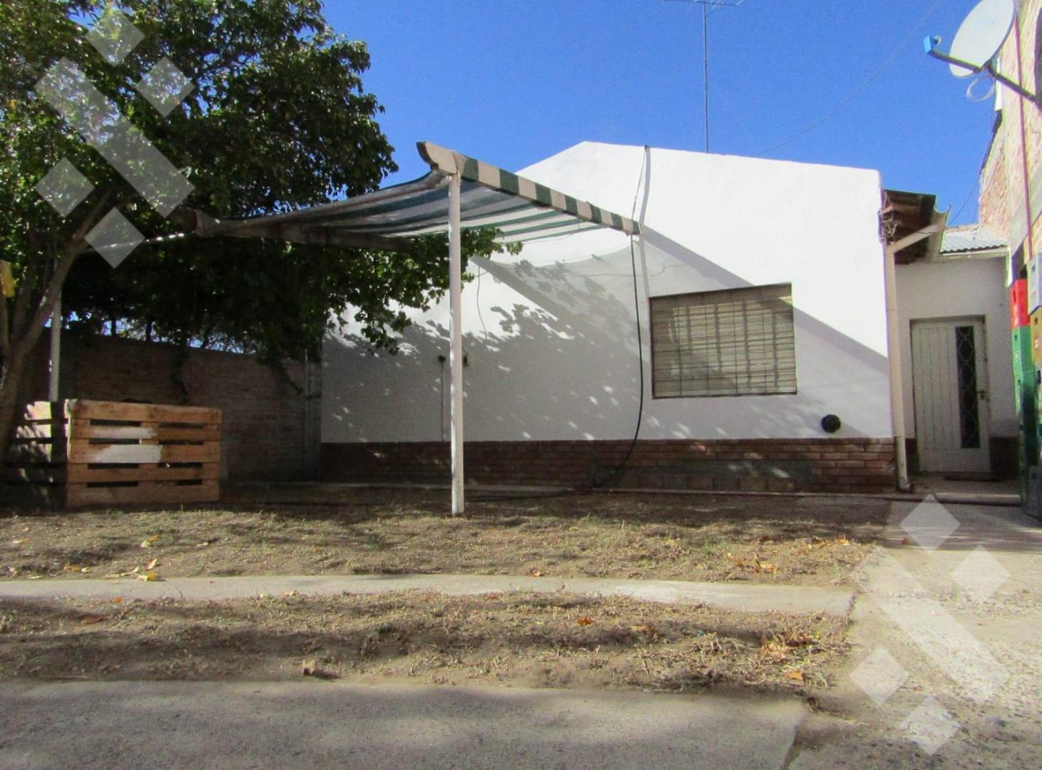 Foto de En Venta | Casa de 3 Dormitorios Departamento | Fernández Oro, imagen 5