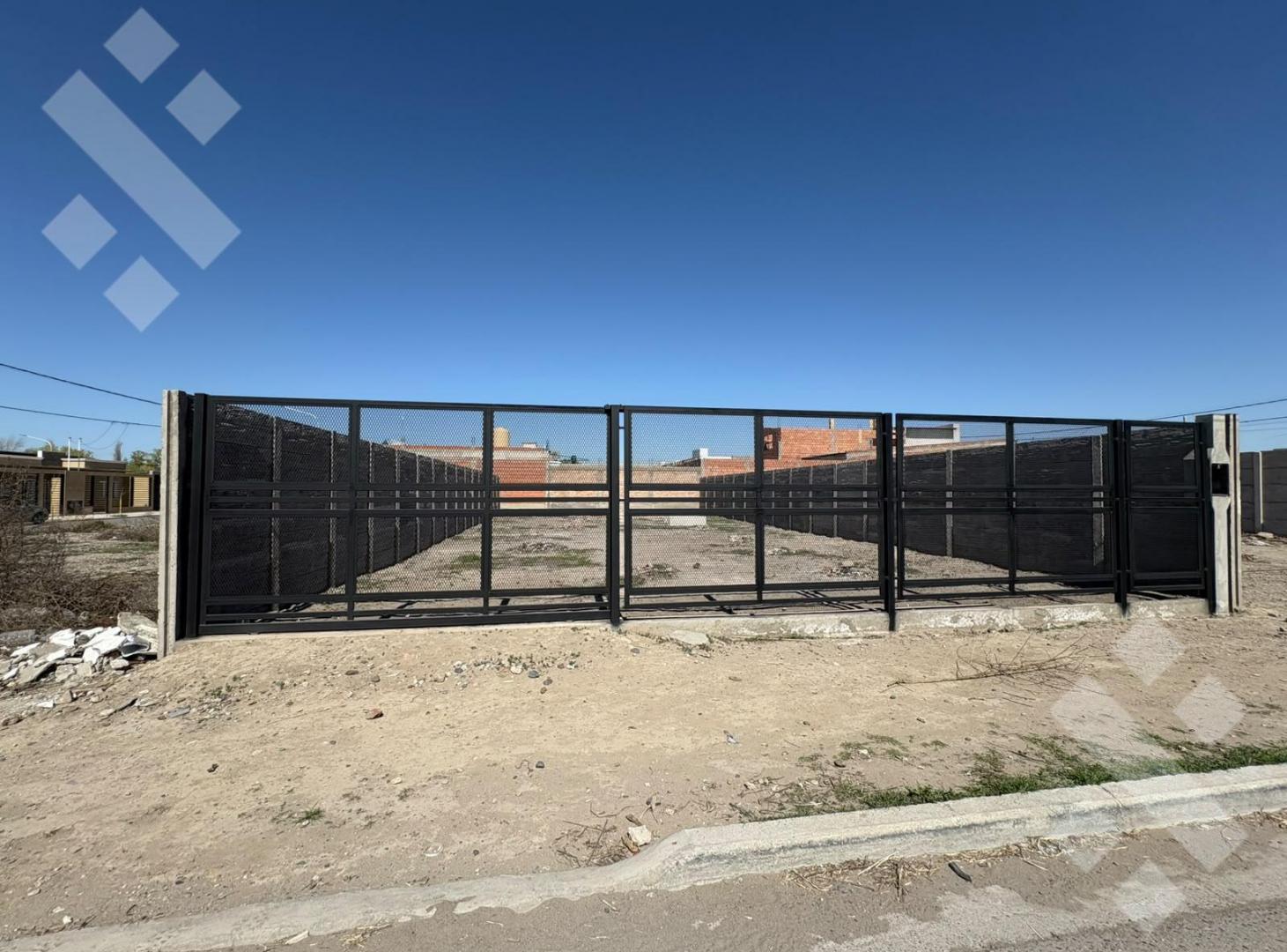 Foto de Alquiler Terreno cerrado - 300 m2 - Bº García Bayón, imagen 2