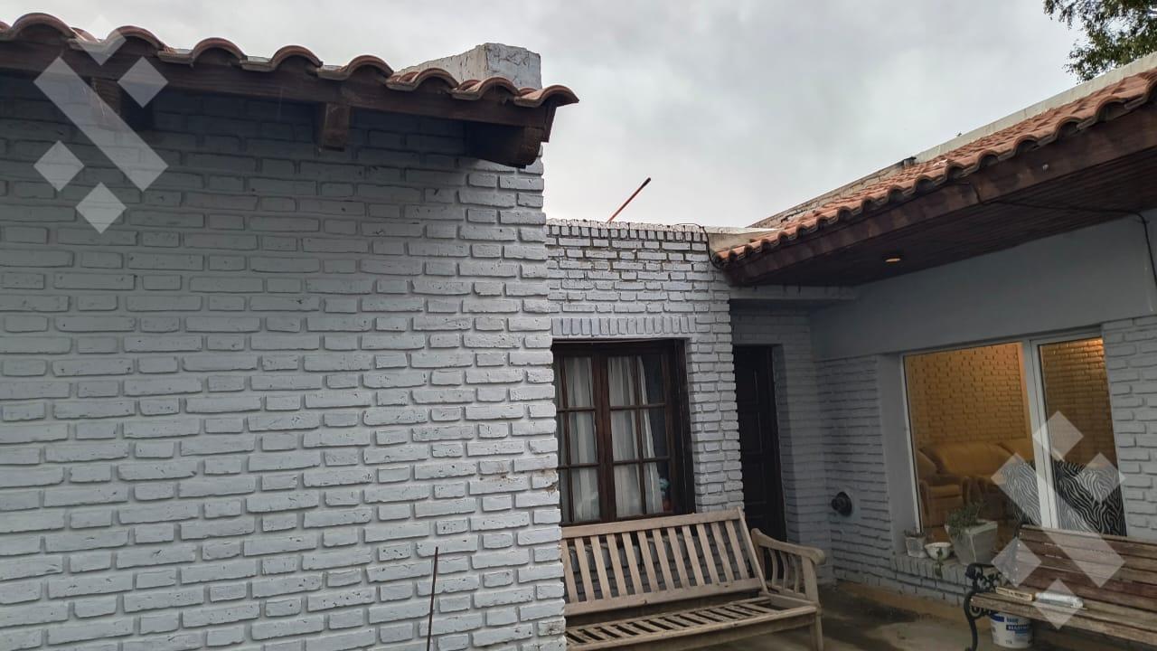 Foto de VENTA CASA 3 DORMITORIOS Bº MANZANAR CIPOLLETTI, imagen 3