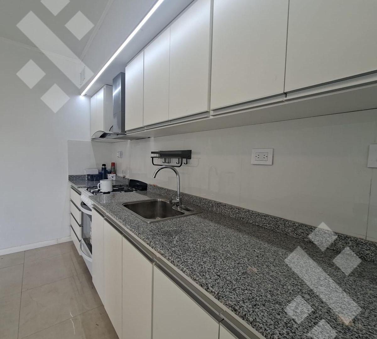 Foto de Alquiler casa 2 dormitorios Bº Bella Vista - Plottier, imagen 4