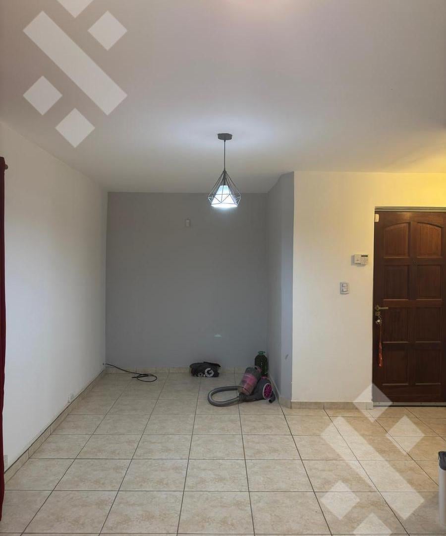 Foto de VENTA Departamento 2 dormitorios monoblock en Barrio Melipal Neuquén, imagen 2