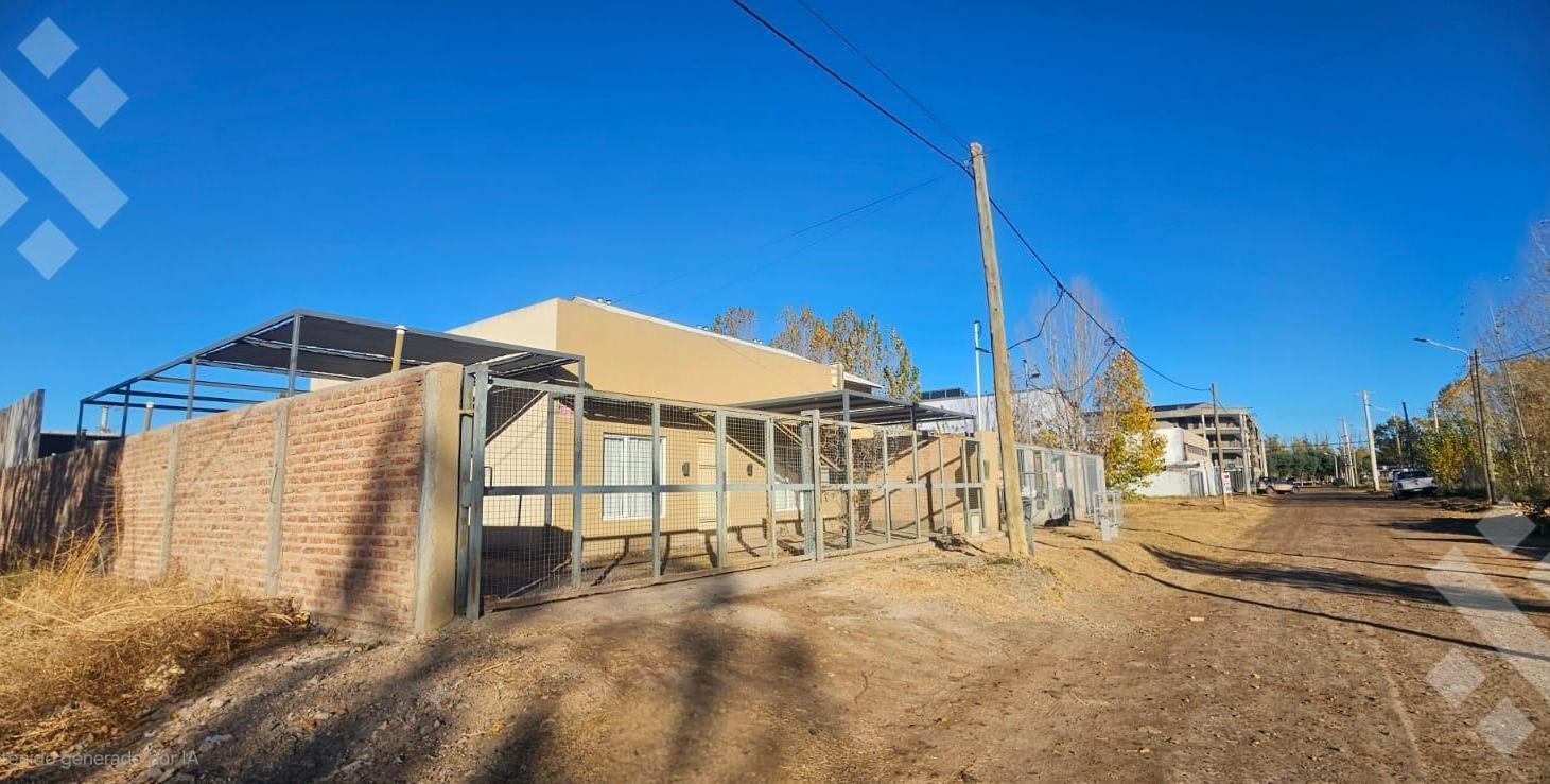 Foto de Venta Complejo de Casa 2 Dptos Amoblado - Cochera - Nivel Gerencial, imagen 2