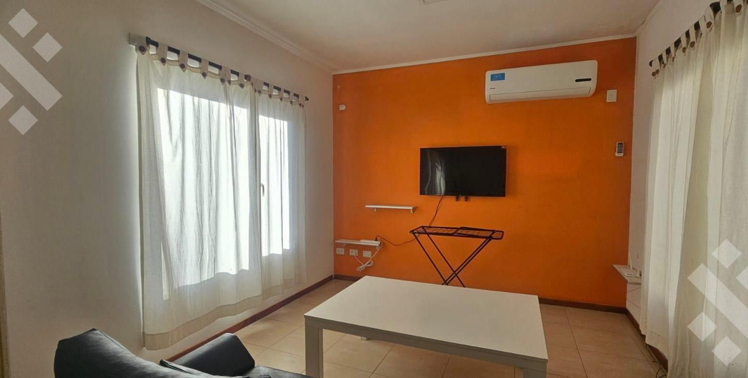 Foto de Venta Complejo de Casa 2 Dptos Amoblado - Cochera - Nivel Gerencial, imagen 5