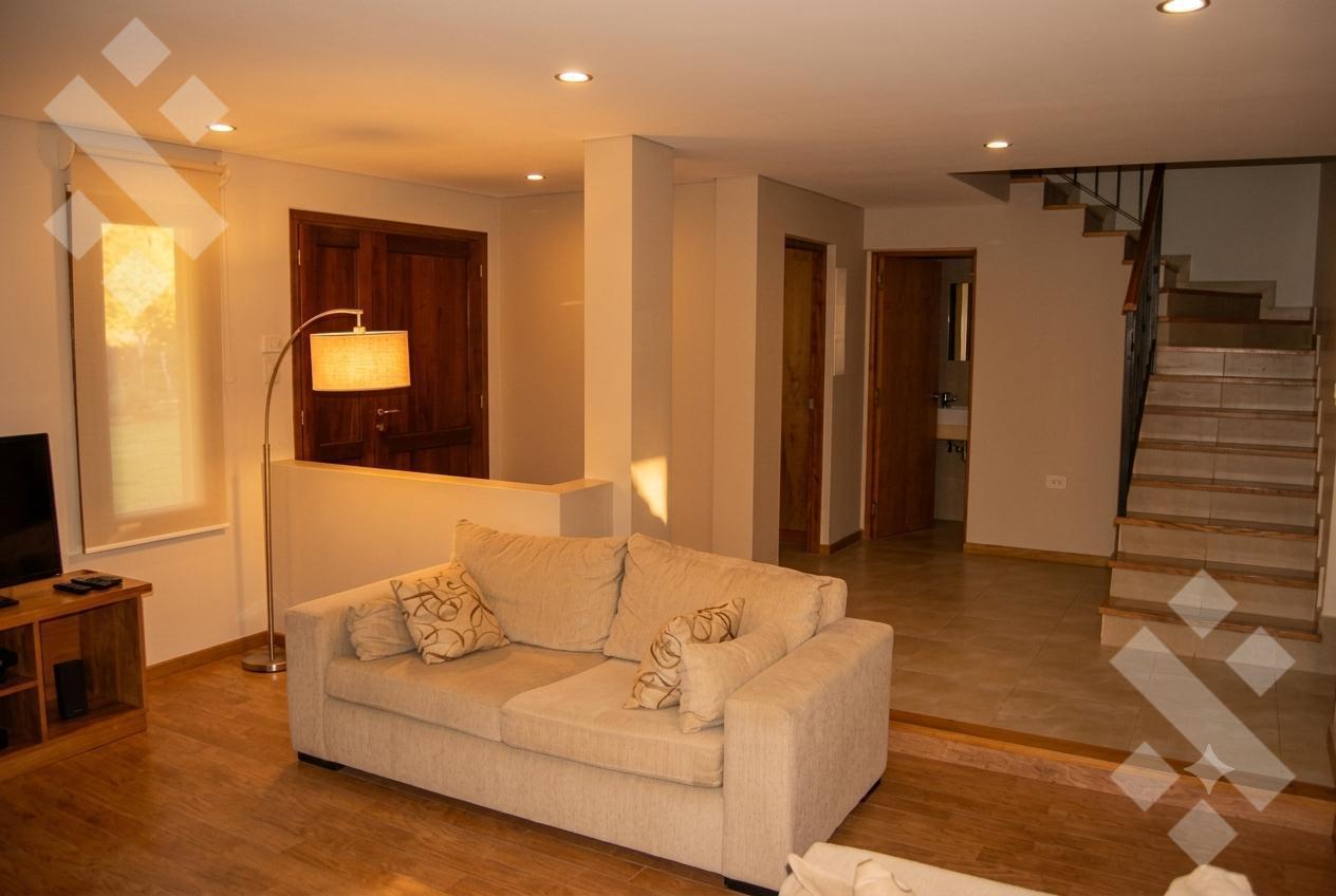 Foto de En Venta | Chacra de 5 Hectareas | Casa con 3 Dormitorios| Pileta |, imagen 4