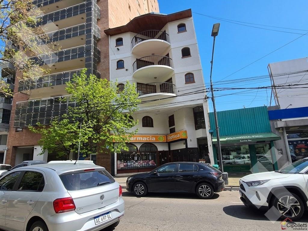 Foto de Venta Departamento Semipiso Centro Neuquén, imagen 1