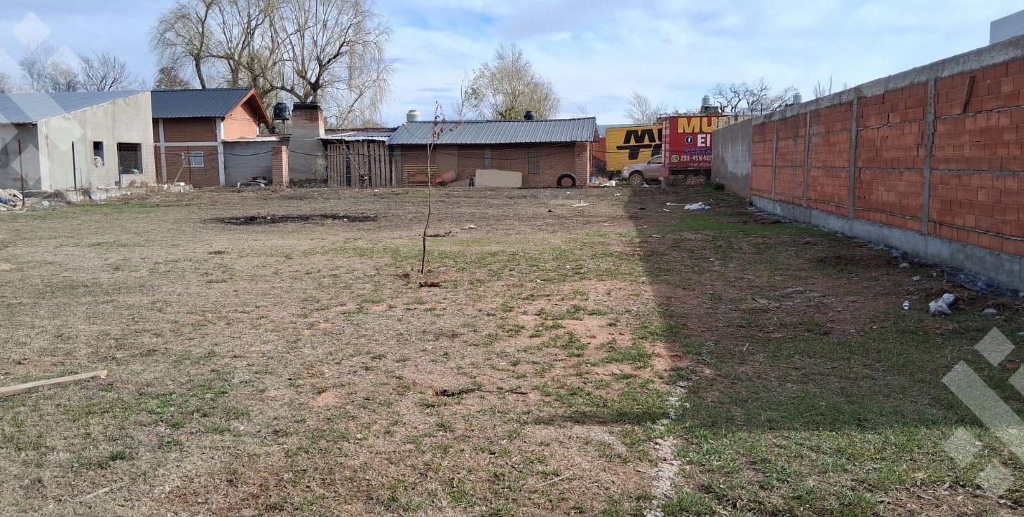 Foto de En Venta | Lote de 453 m2 | Barrio Las Acacias | Plottier, imagen 2
