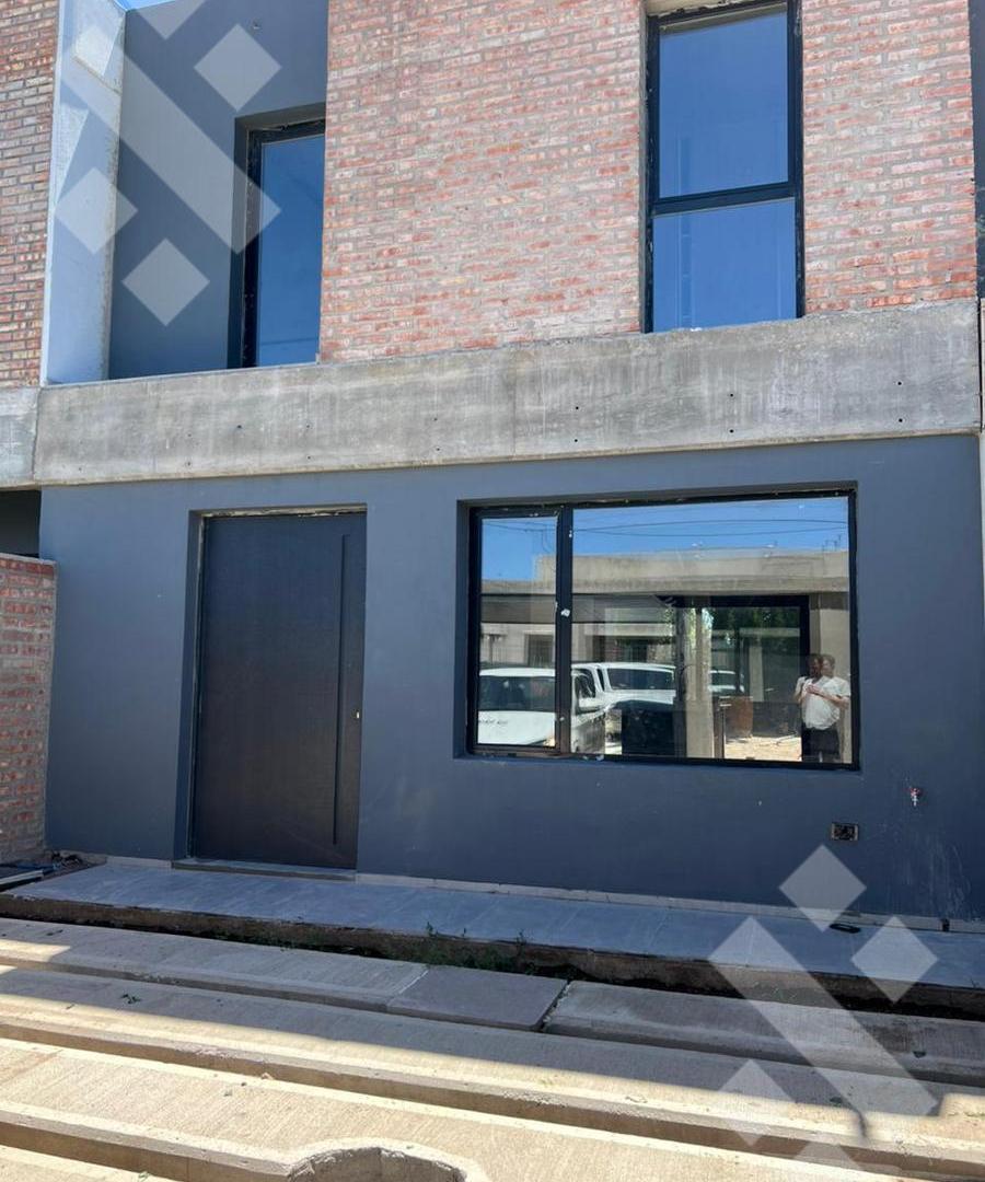 Foto de Venta de Duplex - Tierra Mansa - Centenario -, imagen 3