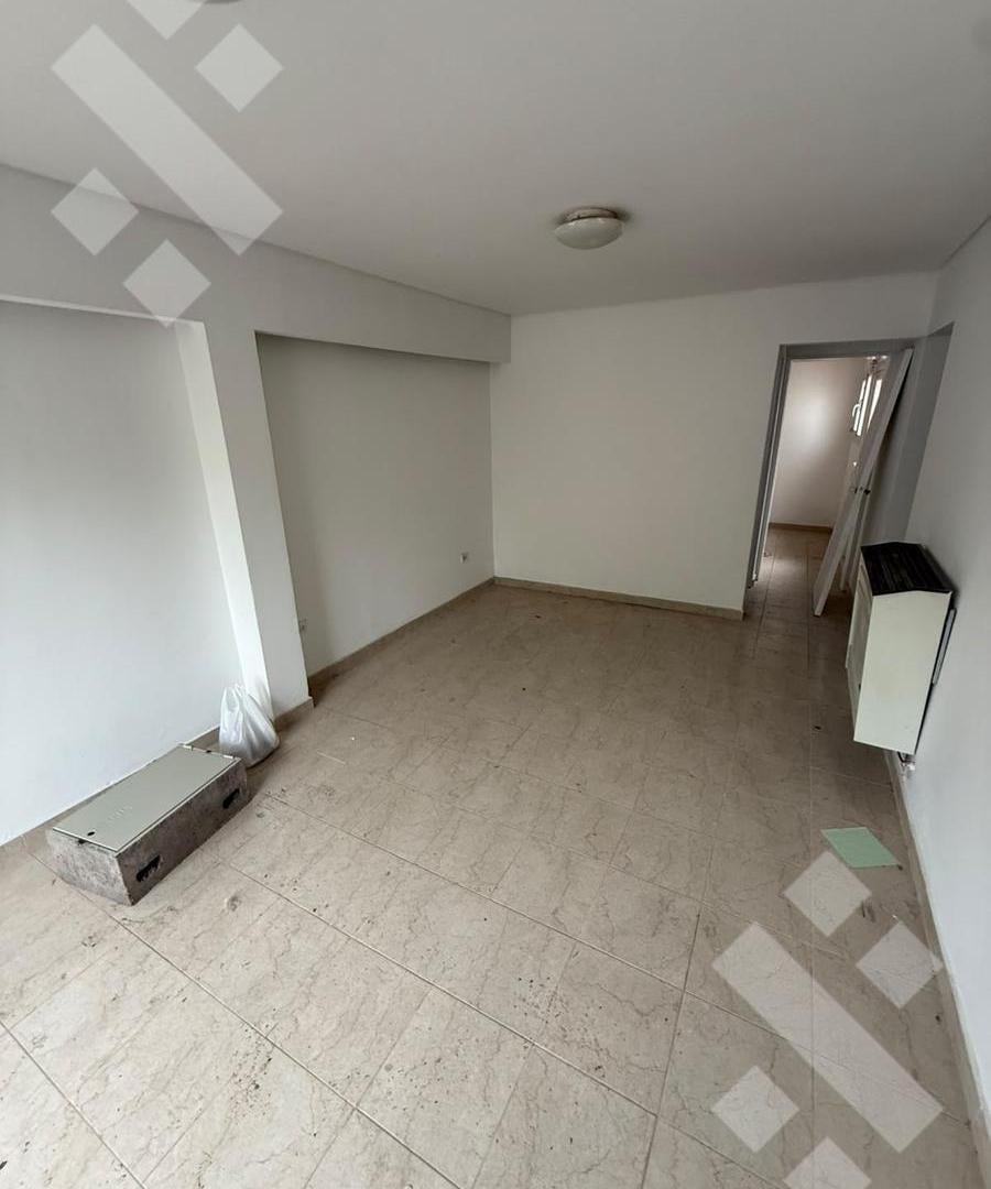 Foto de Venta PH 3 Dormitorios - Centro Este, Neuquen, imagen 3