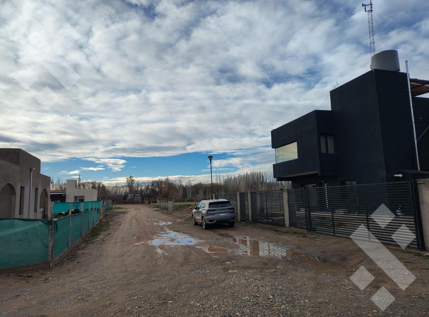Foto de En Venta | Terreno de 645 m2 | Barrio Cerrado Catalpas | Neuquén, imagen 2