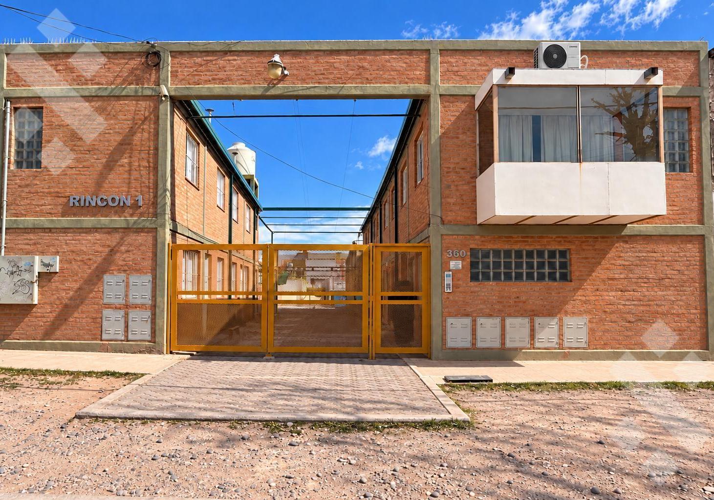 Foto de VENTA Complejo habitacional Corporativo - Rincon de los Sauces, imagen 2