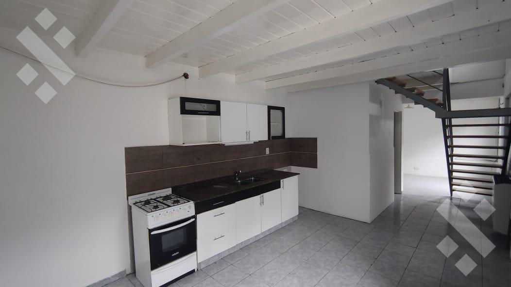 Foto de ALQUILER DPTO. TIPO DUPLEX 2 DORM en barrio MELIPAL, Neuquén, imagen 1