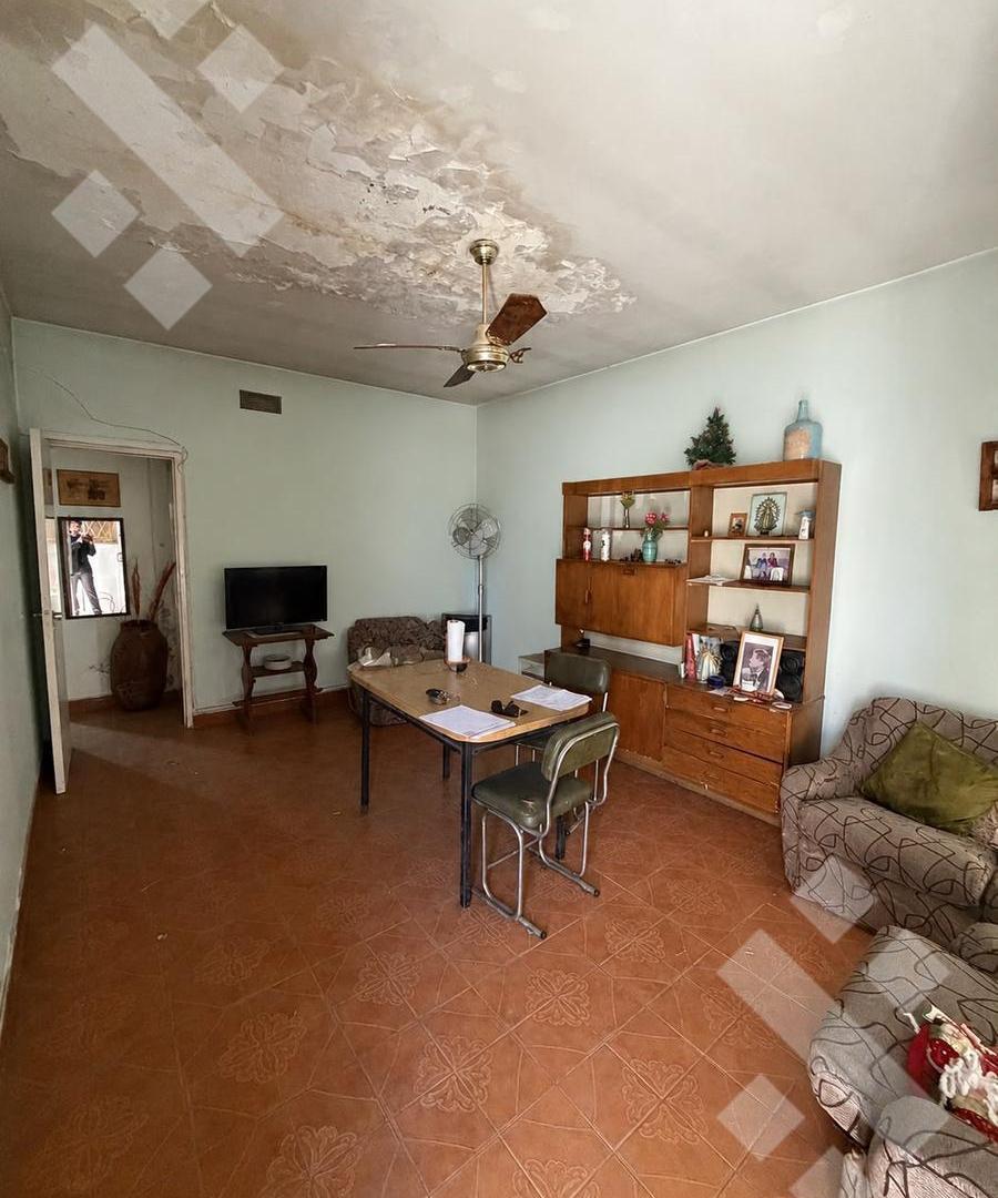 Foto de VENDE CASA 2 DORMITORIOS A RECICLAR - APTO DESARROLLO, imagen 4