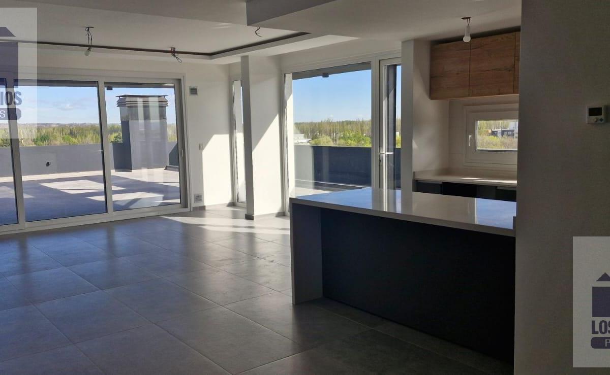 Departamento en Moreno Center 1