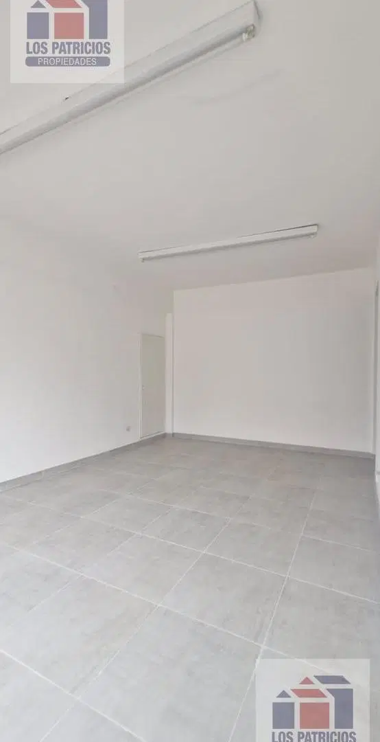 Local comercial en alquiler en pleno centro de Cipolletti 5