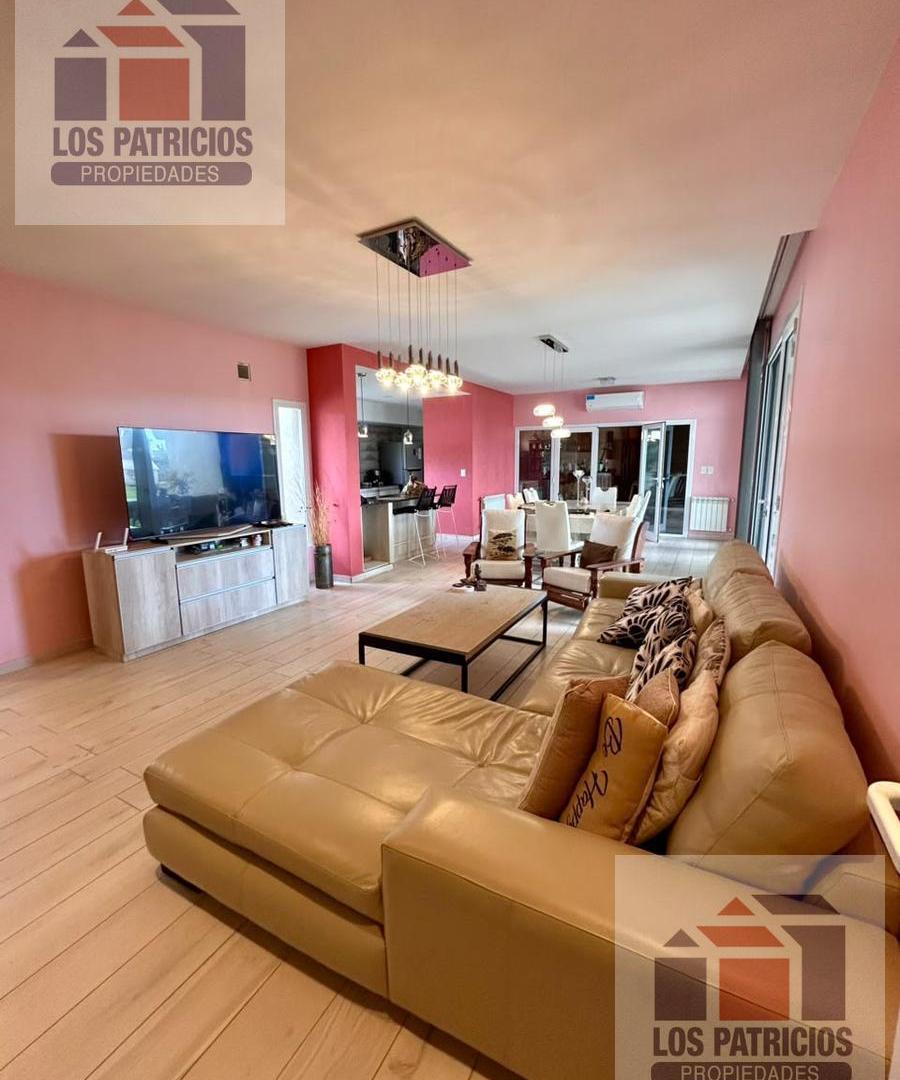 Foto de casa en barrio Plaza Pueblo, imagen 3