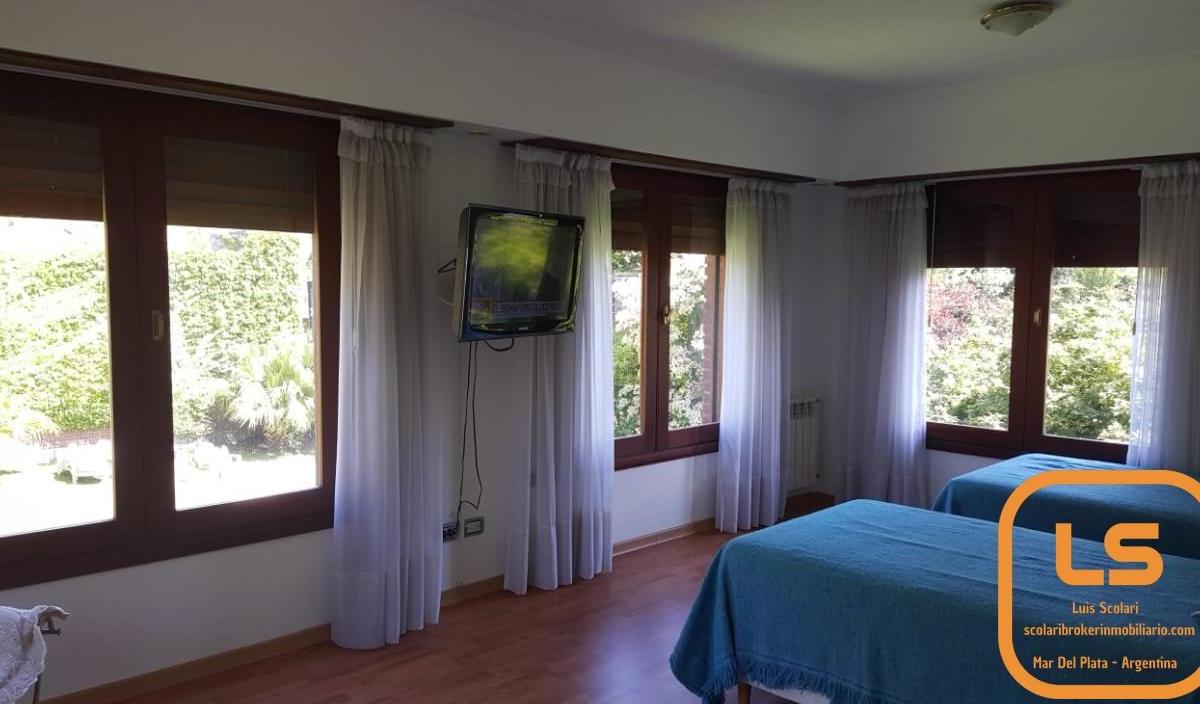 Espectacular Residencia en Venta o Alquiler Temporario. 4